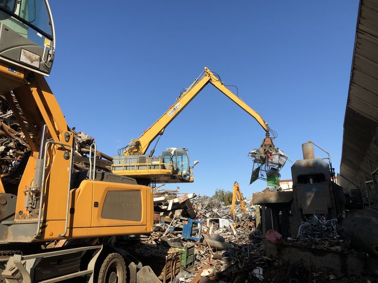 Mundo Metal Recycling Operations